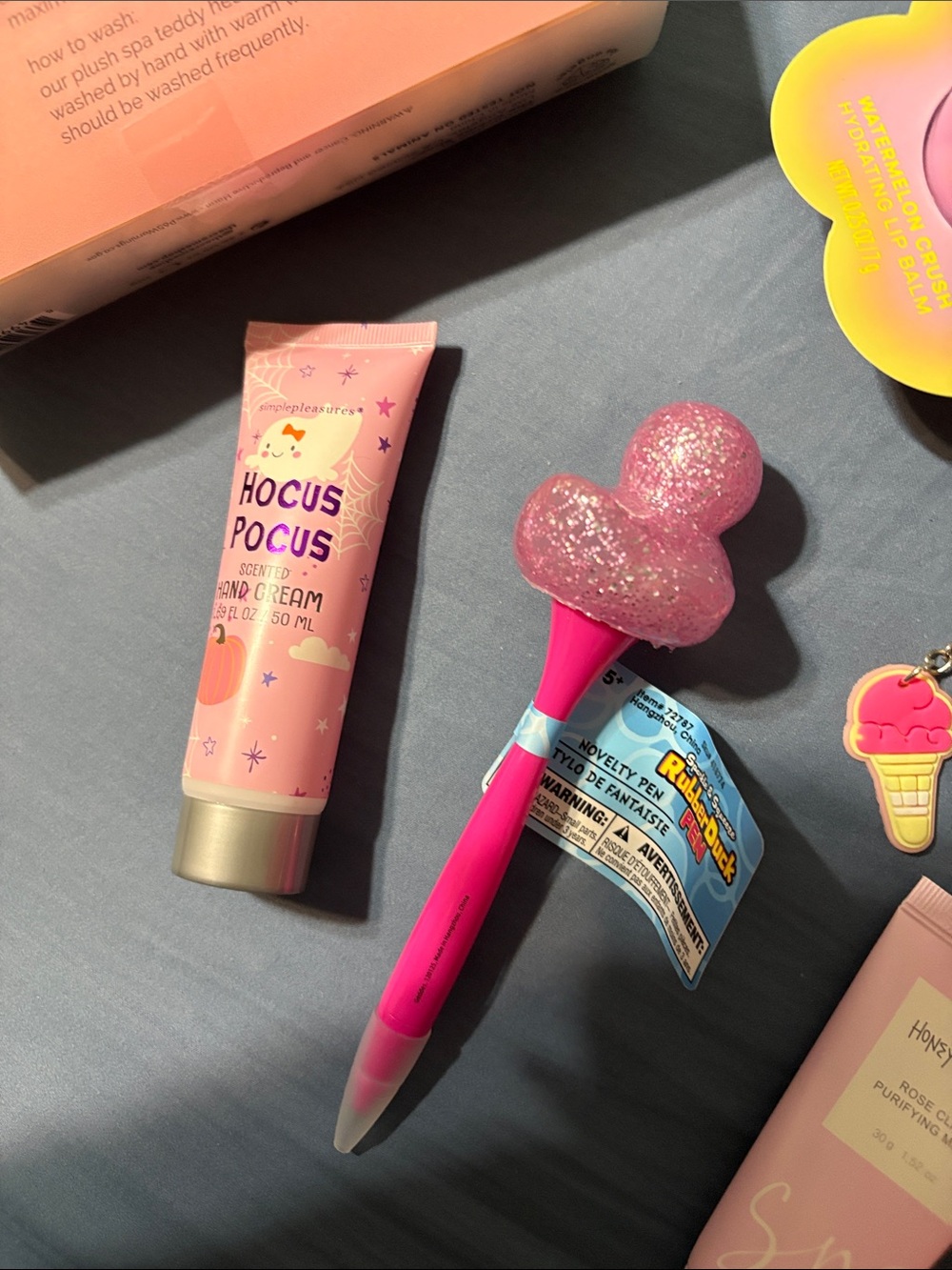 Pink Girls' Bath & Body Gift Set with Accessories, necklace, headband, lip balm, - Picture 12 of 16